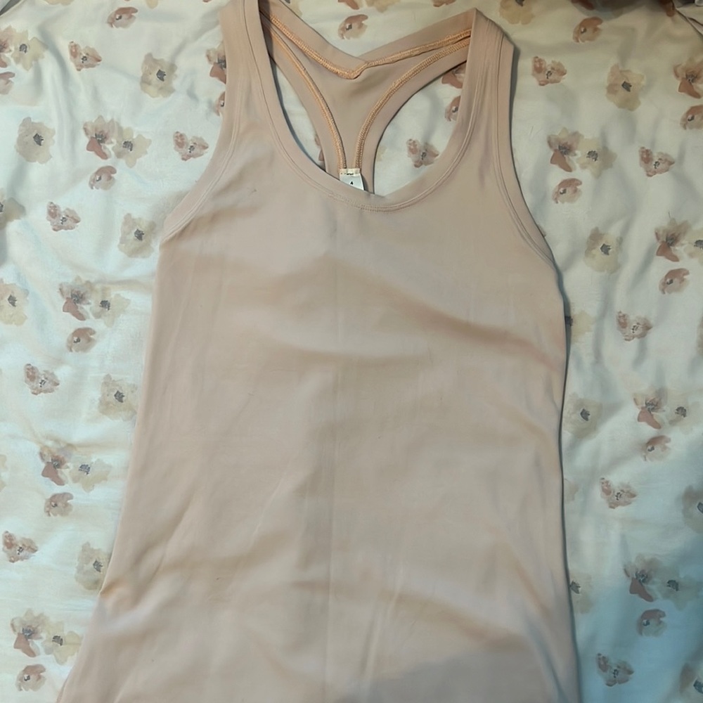 Lululemon women’s tank top